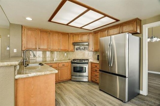 Photo - Beautifully Remodeled Home with outdoor Kitchen and Spa!