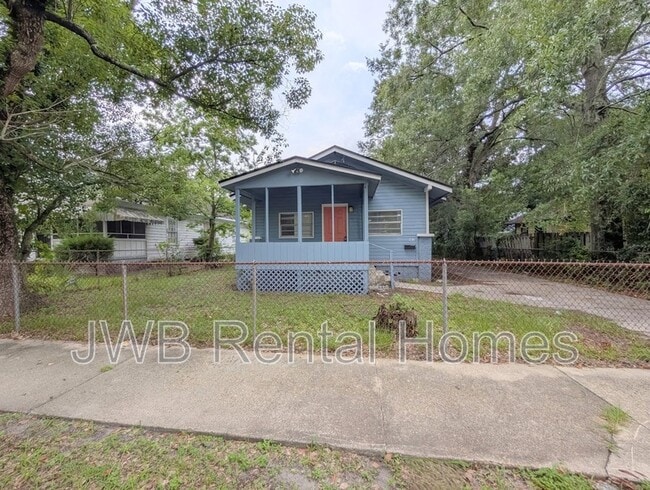 Building Photo - 1734 Brackland St Rental