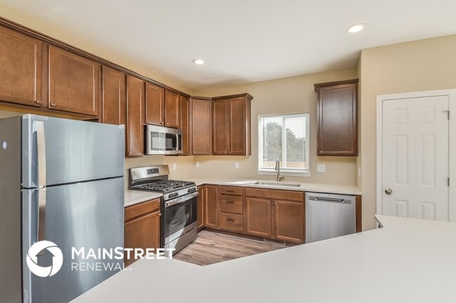 Photo - 4441 Light View