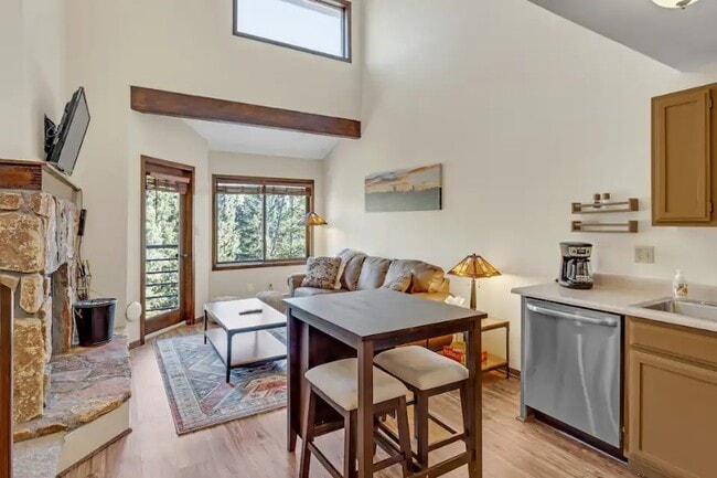 Photo - 10000 Ryan Gulch Rd Unidad 207G Rental