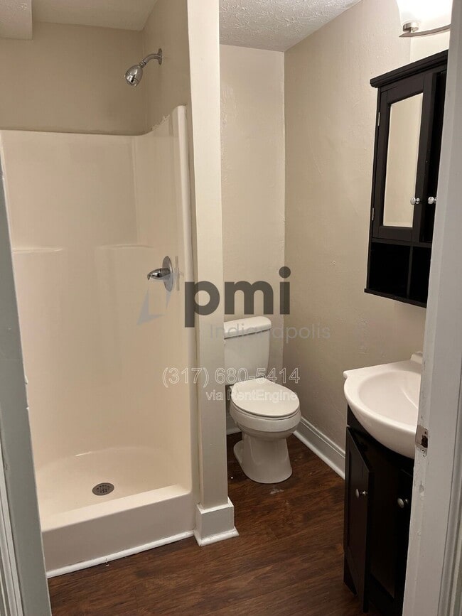 Photo - 1 W 28th St Unit B3