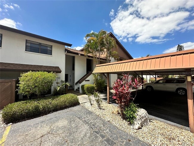 Building Photo - 4572 Red Maple Unit 901