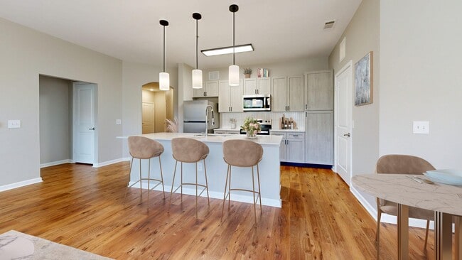 Newly Renovated Kitchen with Island - The Retreat at Hamburg Place Apartments
