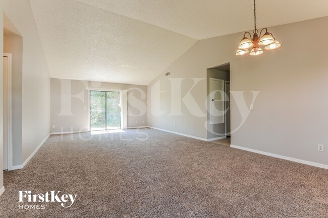 Photo - 710 Leeward Dr