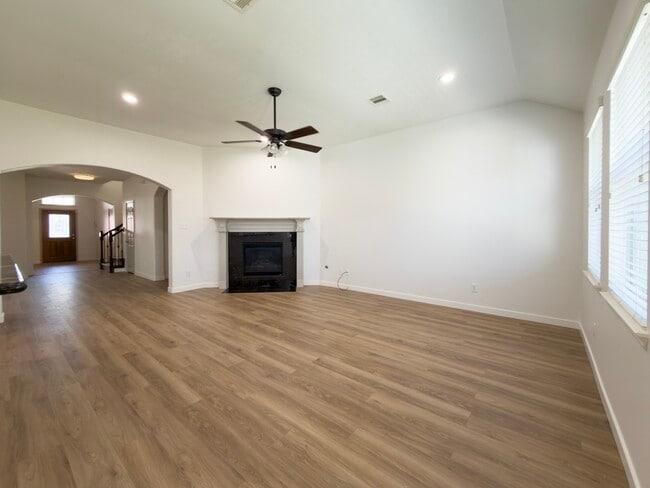 Photo - 2802 Ridgeglen Ln