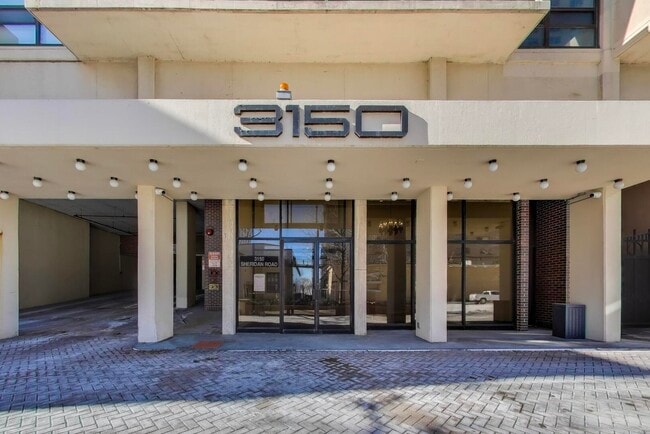Photo - 3150 N Sheridan Rd Unit 4B