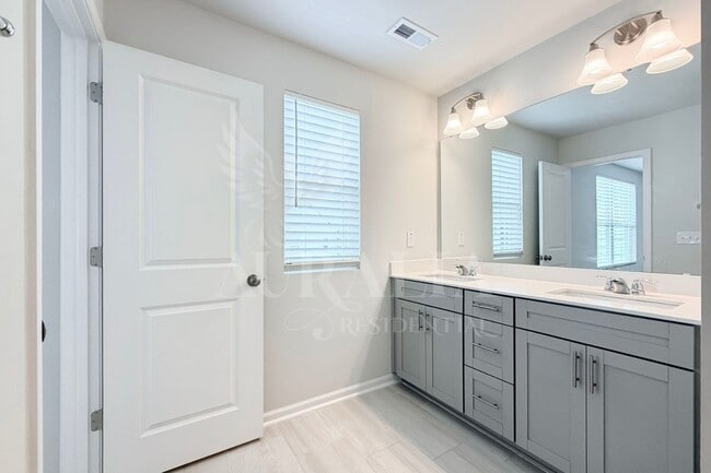 Photo - 3018 Brellon Ln
