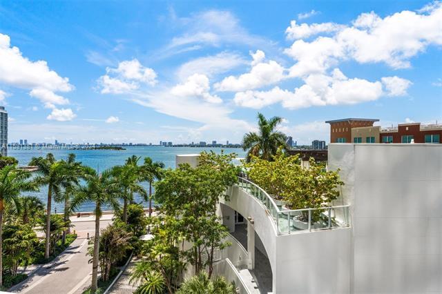 Photo - 2020 N Bayshore Dr Rental