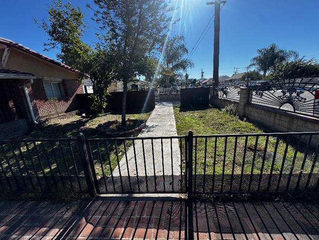 Photo - 7215 Del rosa