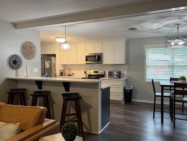 Photo - 244 Windmere Dr