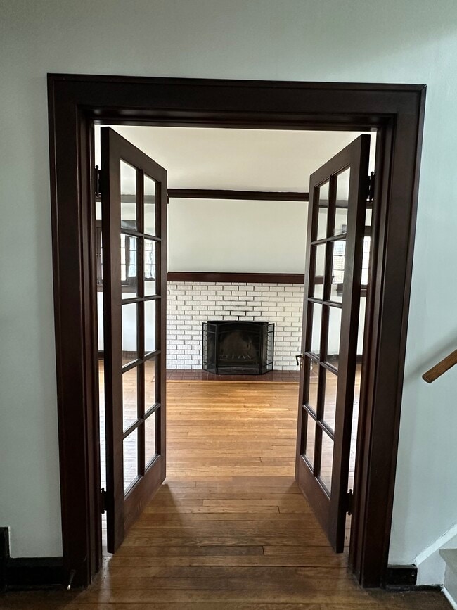 Photo - 1634 Chesterland Ave