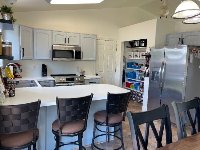 Photo - 1451 W 1930 N