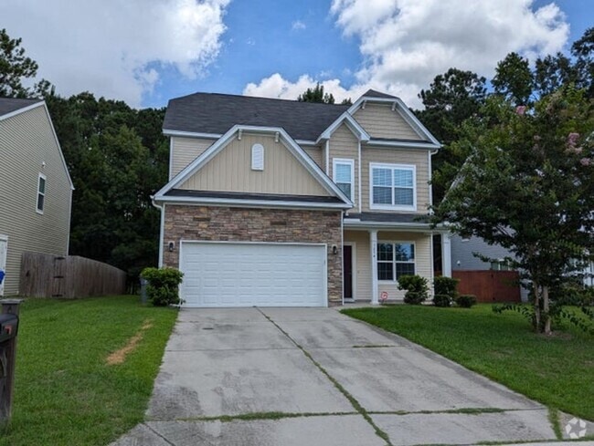 Building Photo - AVAILABLE NOW- 4BR/3.5BA IN COLONY NORTH Rental