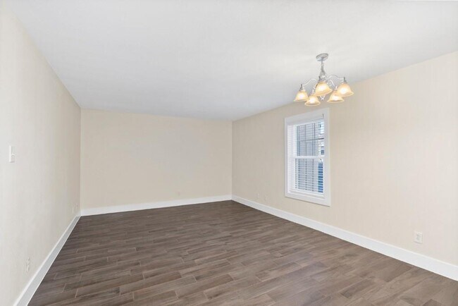 Photo - 3815 Guadalupe St Condo Unit 110