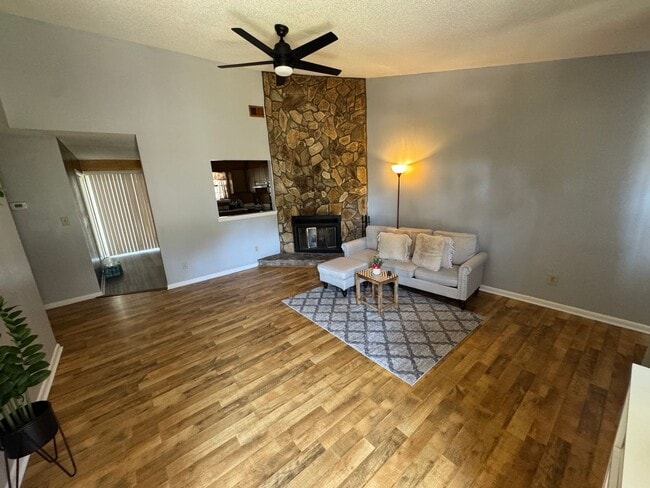 Photo - 240 Tallulah Trail