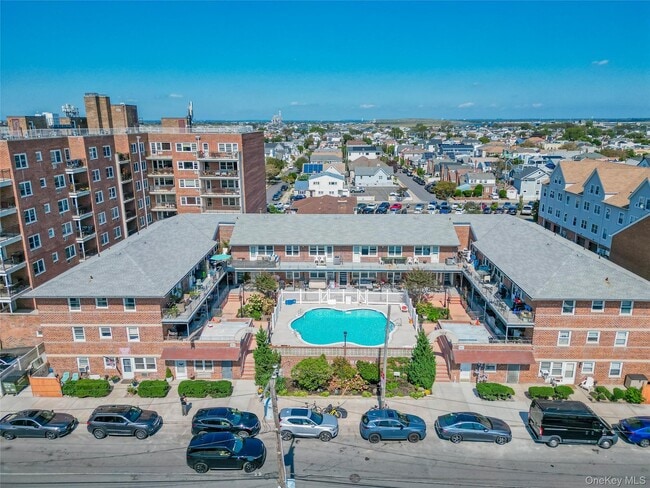 Building Photo - 765 Shore Rd Unit 1D
