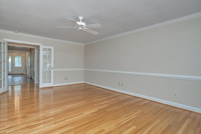 Photo - 2406 Jib Cir