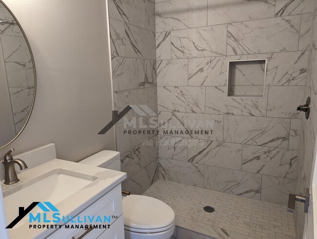 Photo - 2414 Albany St