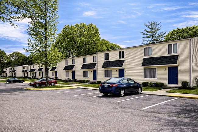 Residences at Lawnview