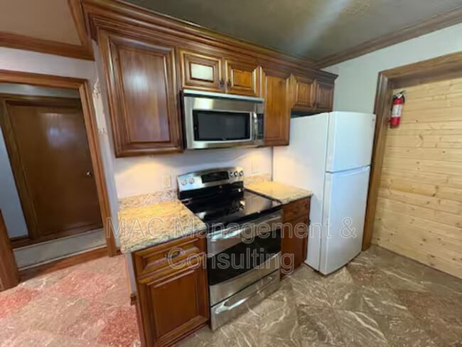 Photo - 335 N Peachtree Ave Unit commercial