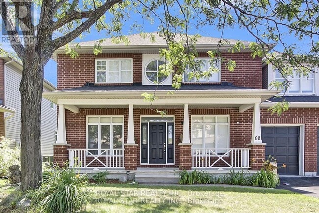 Photo - 611 Devonwood Cir