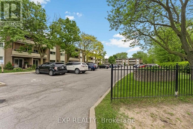 Photo - 41 Rykert St Unit 406