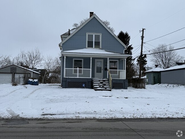 Building Photo - 3 bedroom 1 bathroom home for rent in Lorain