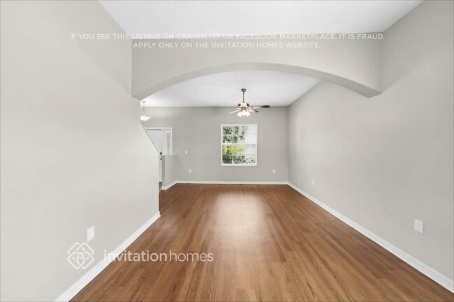 4628 Hickory Stream Ln