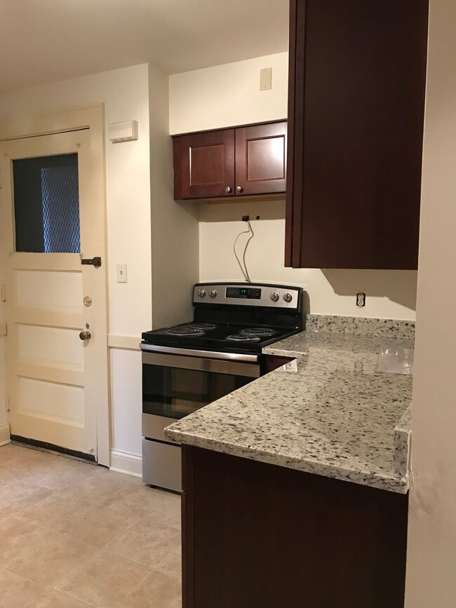 Photo - Rosalind Court