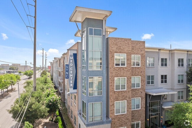 Building Photo - SYNC Med Center Rental