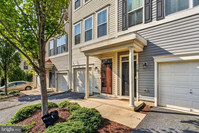 112 Shamrock Dr