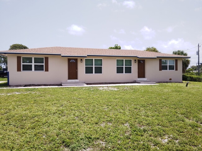 Building Photo - 1217 AC Evans St