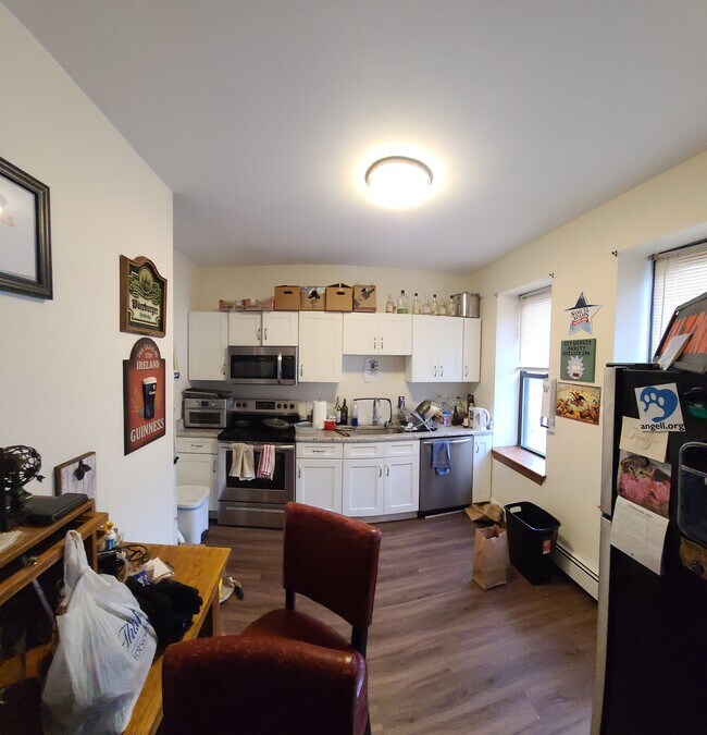 Photo - 96 Linden St Unidad 1A