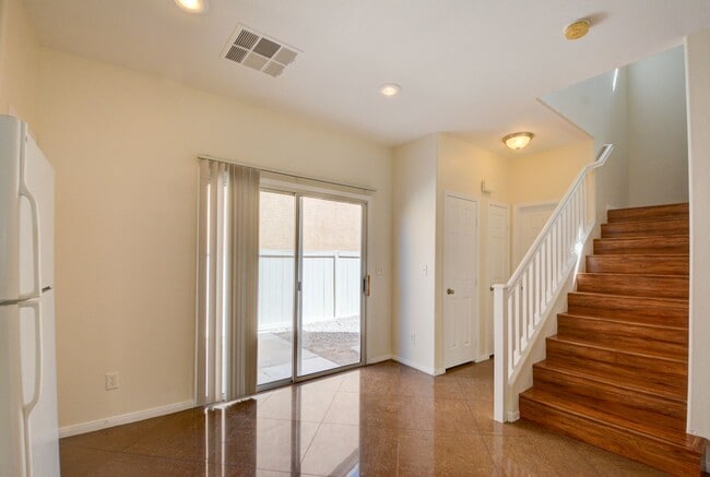 Photo - Beautiful two bedroom in great location Unit 11119 AFRICAN SUNSET