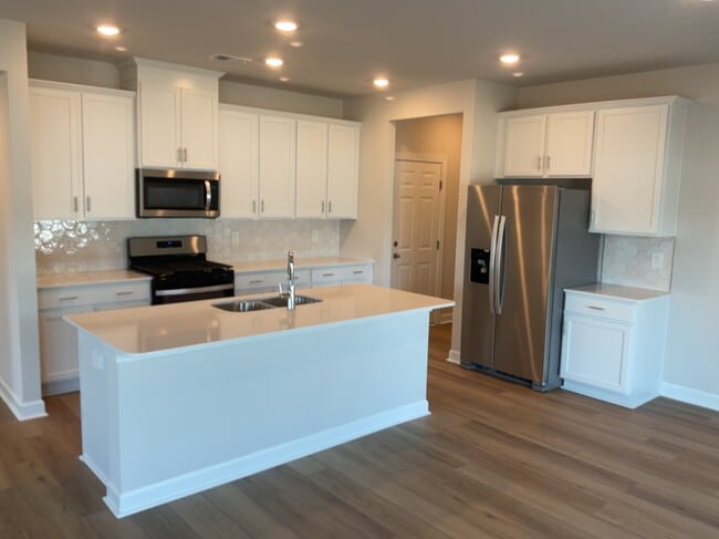 Photo - 307 Granby Trl