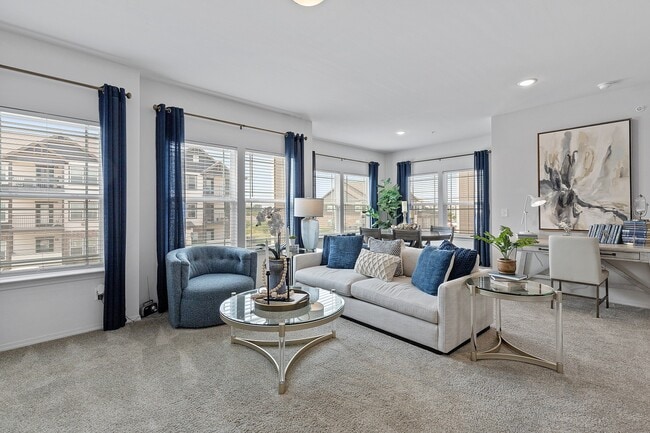 97 @ North Oak - 97 @ North Oak Apartments