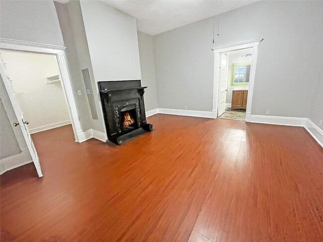 Photo - 433 Park Ave SE