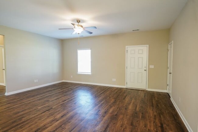 Photo - 112 Kennah Ct