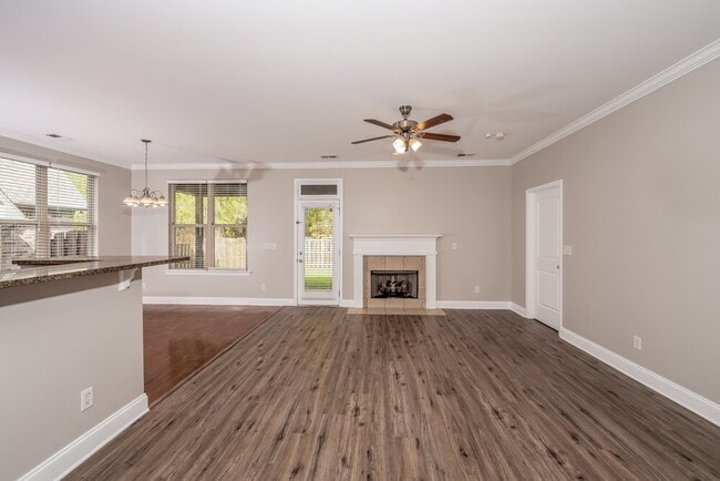 Photo - 1140 Overlook Dr