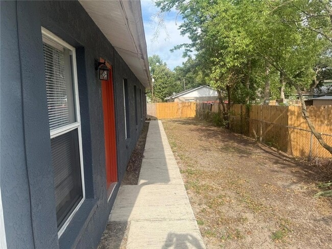 Photo - 3417 Temple St