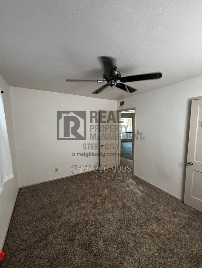 Photo - 2500 Emilia St