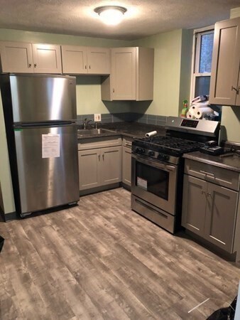 Photo - 164 Cottage St Apartment Unit 3