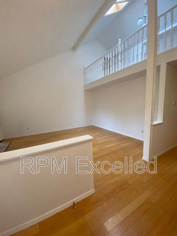 Photo - 32229 2nd Ave SW