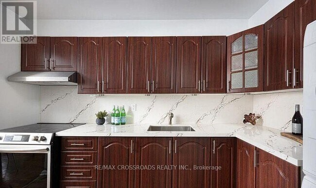 Photo - 1 Massey Square Unit 218