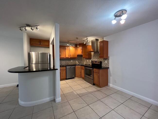 Photo - 5550 N Braeswood Blvd Unit True