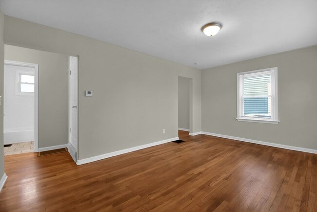 Photo - 3 Bedroom Home For Rent