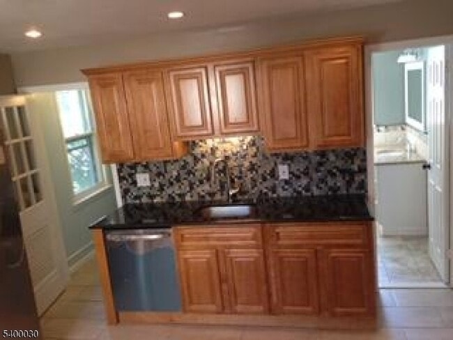 Photo - 169 Walnut St Unit 2