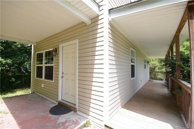 Photo - Adorable 2 Bed, 1 Bath Home in South Fayette - Covered Porches, Large Yard - Available as early a...