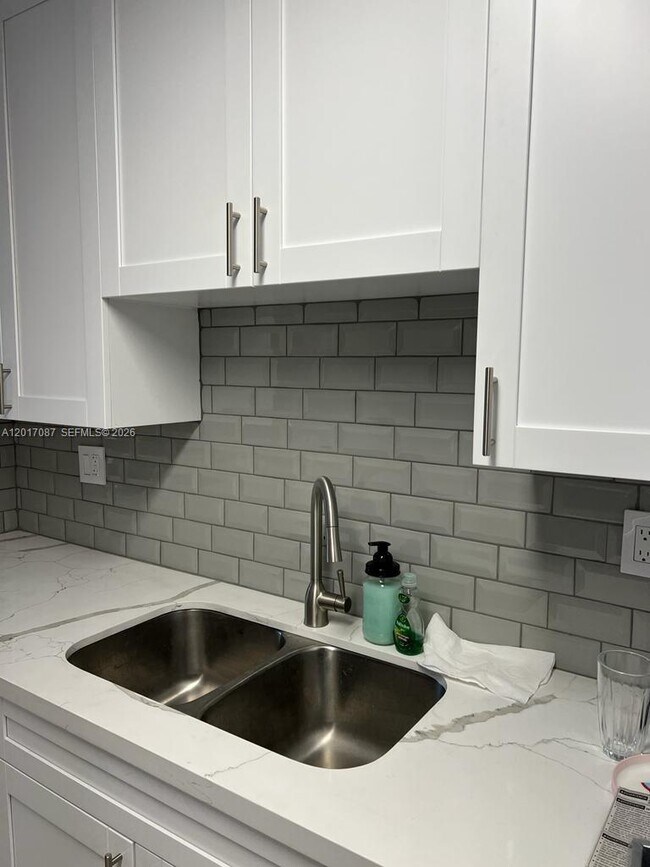 Building Photo - 12442 NW 7th Ln