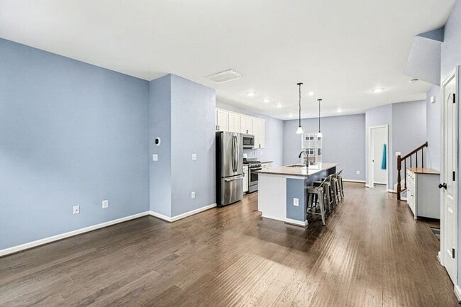 Photo - 2444 Drake Ln